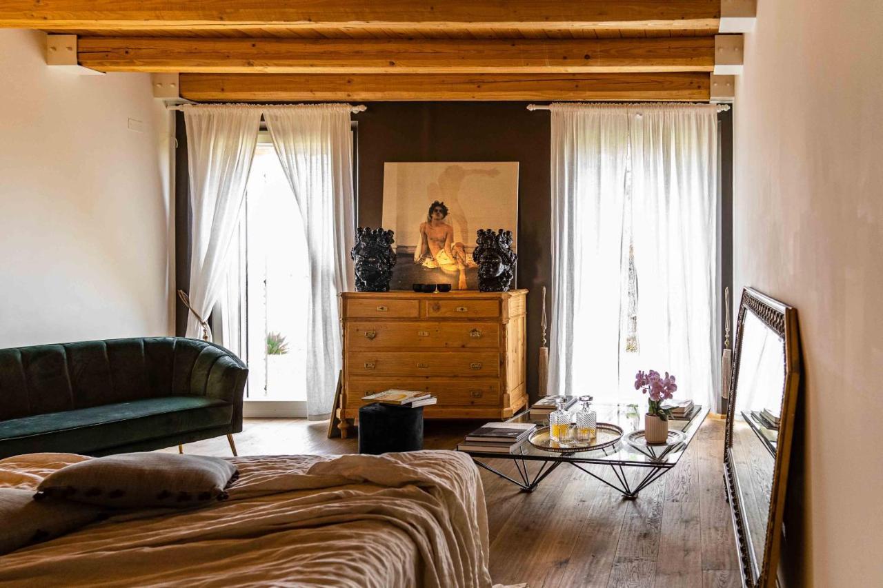 Ostra Vetere Casavostra - Ambience Suites מראה חיצוני תמונה