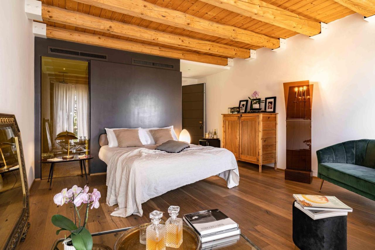 Ostra Vetere Casavostra - Ambience Suites מראה חיצוני תמונה