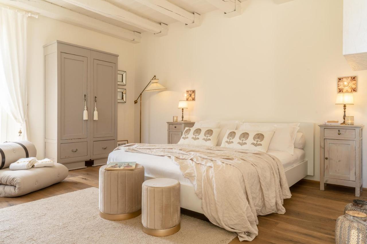 Ostra Vetere Casavostra - Ambience Suites מראה חיצוני תמונה