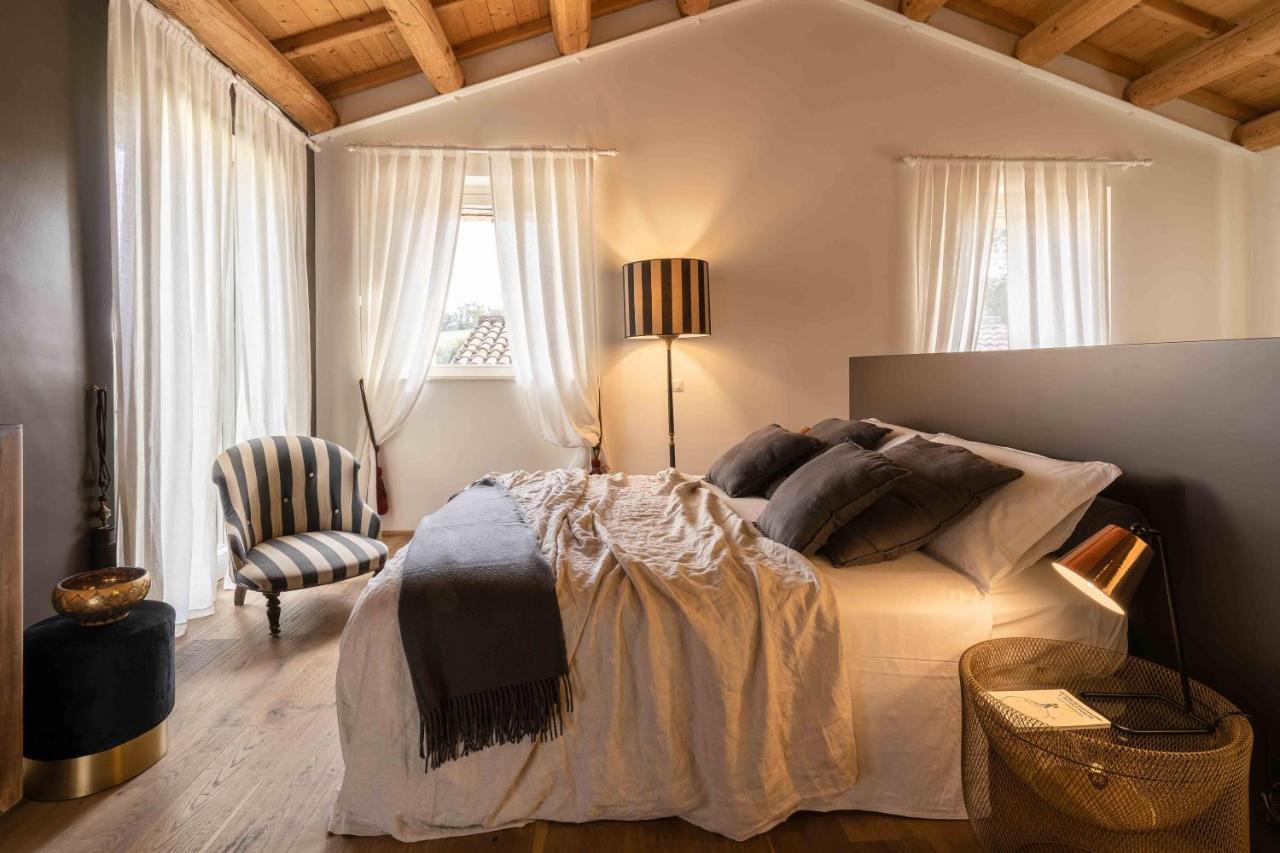 Ostra Vetere Casavostra - Ambience Suites מראה חיצוני תמונה