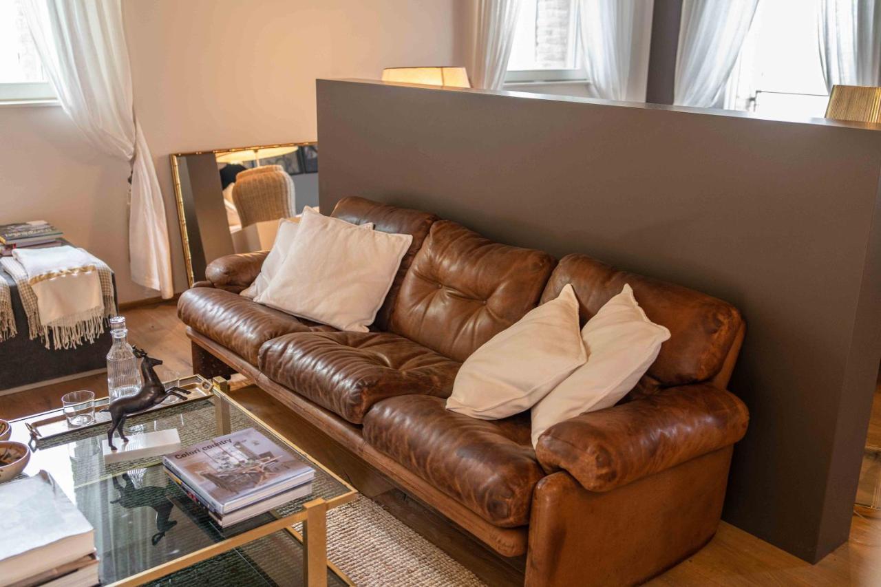 Ostra Vetere Casavostra - Ambience Suites מראה חיצוני תמונה