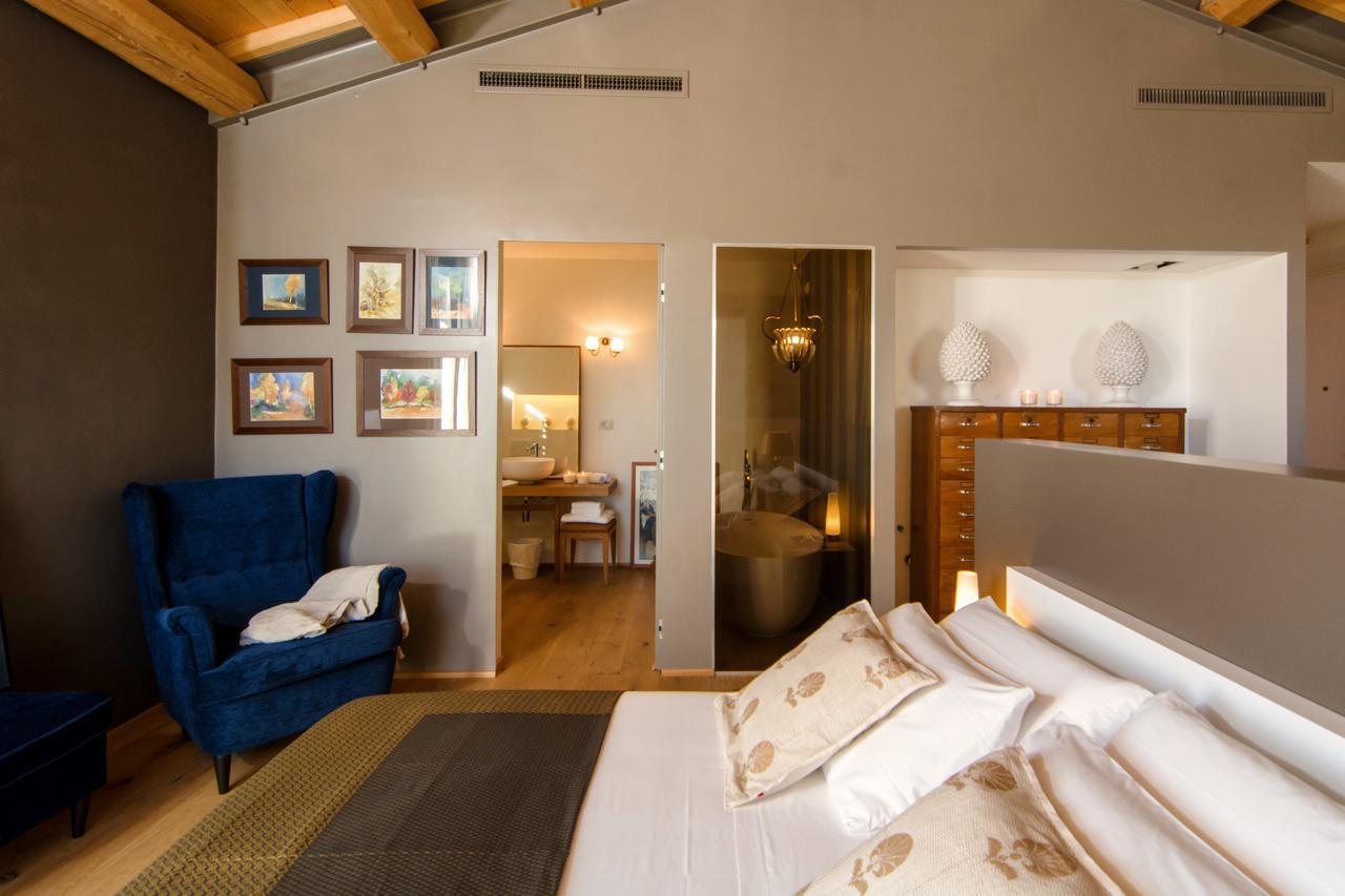 Ostra Vetere Casavostra - Ambience Suites מראה חיצוני תמונה